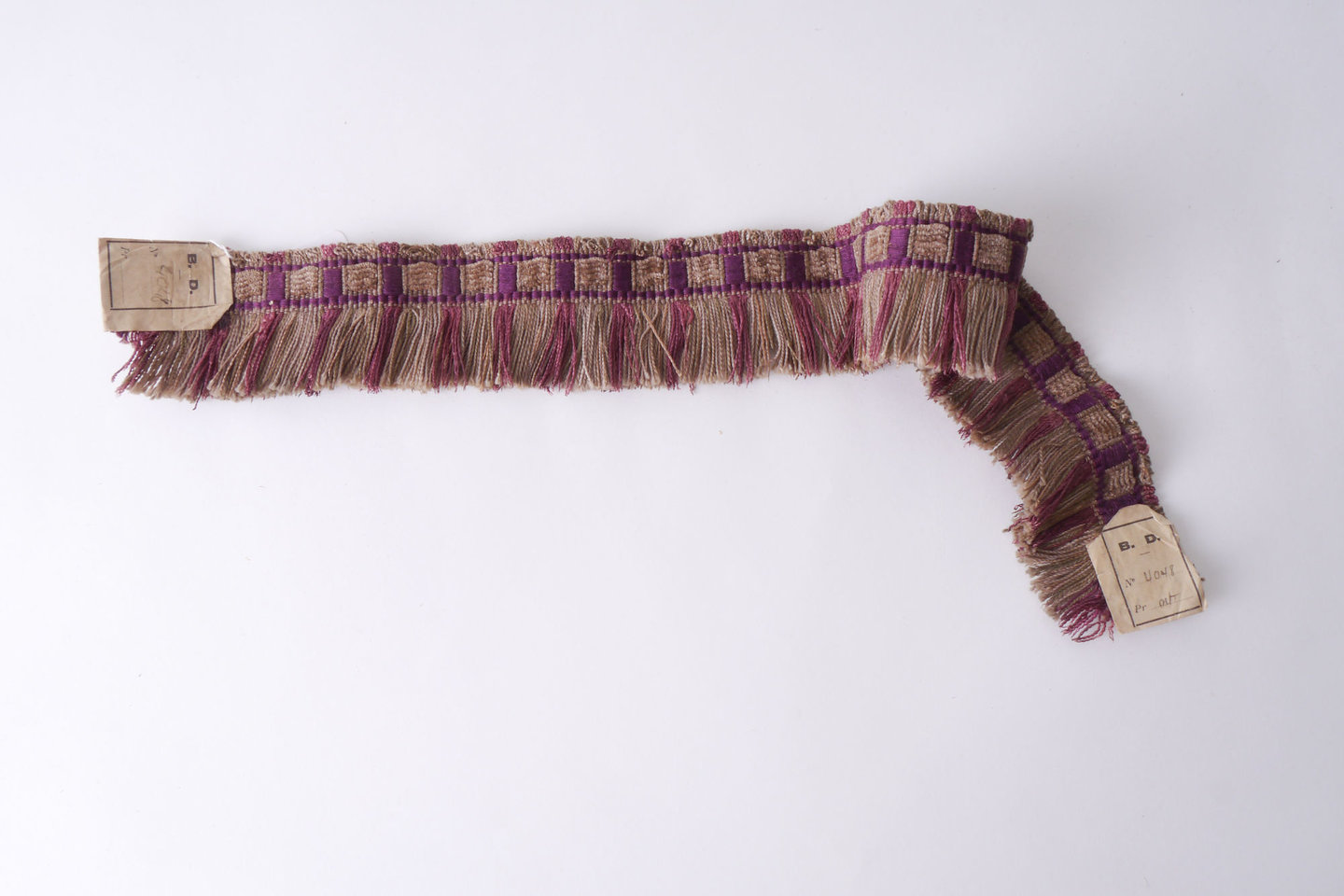 Effilé als onderdeel voor het vervaardigen van passement