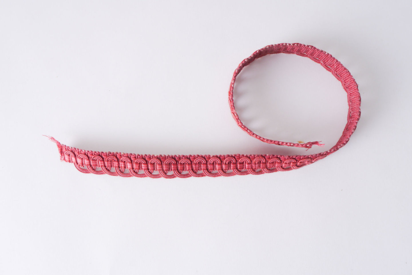 Crête als ornament voor het vervaardigen van passement