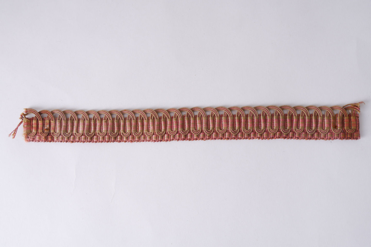 Crête als ornament voor het vervaardigen van passement