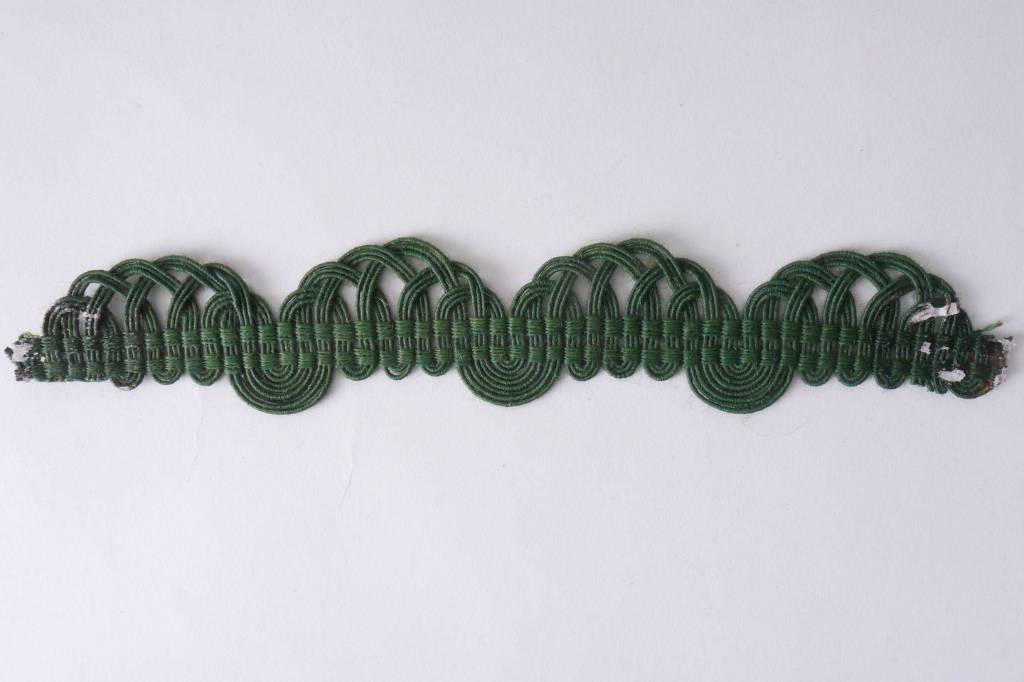 Crête als ornament voor het vervaardigen van passement