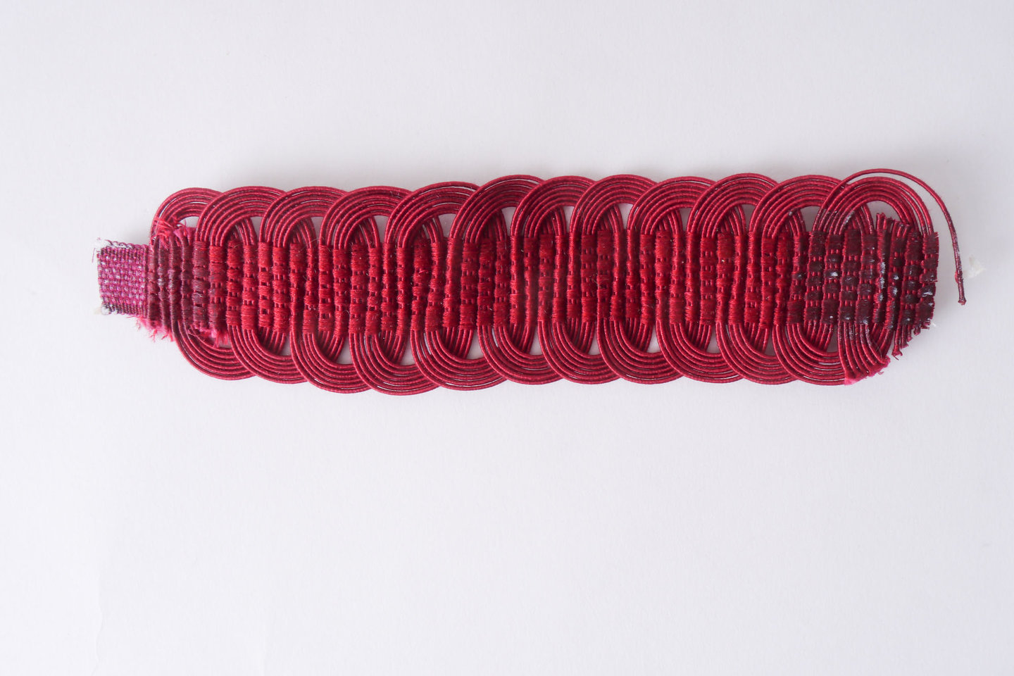 Crête als ornament voor het vervaardigen van passement