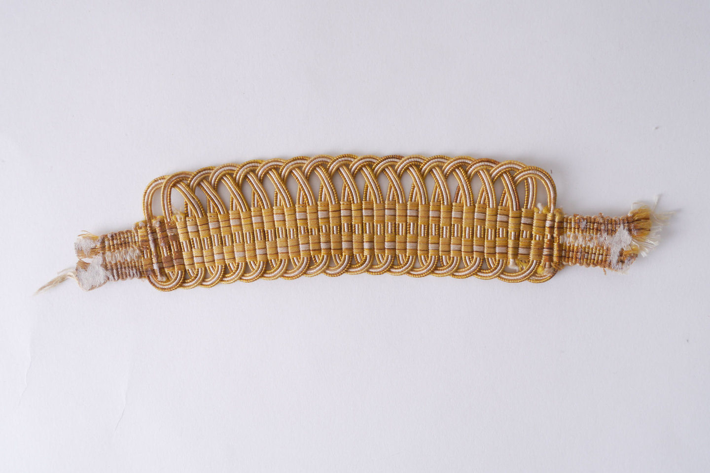 Crête als ornament voor het vervaardigen van passement