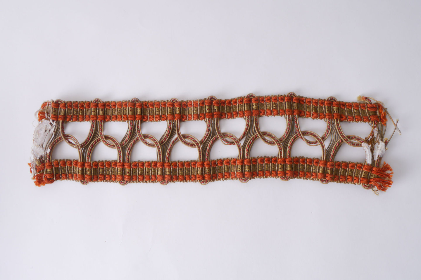 Galon of boord als onderdeel voor het vervaardigen van passement