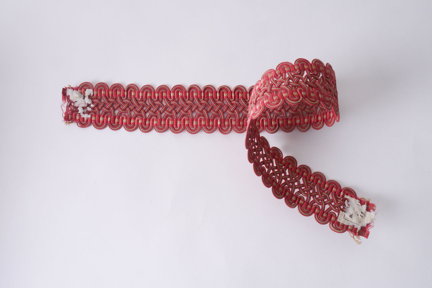 Crête als ornament voor het vervaardigen van passement