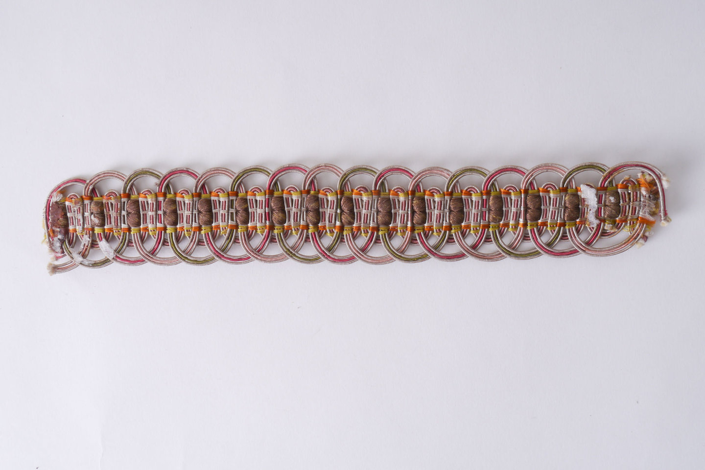 Crête als ornament voor het vervaardigen van passement