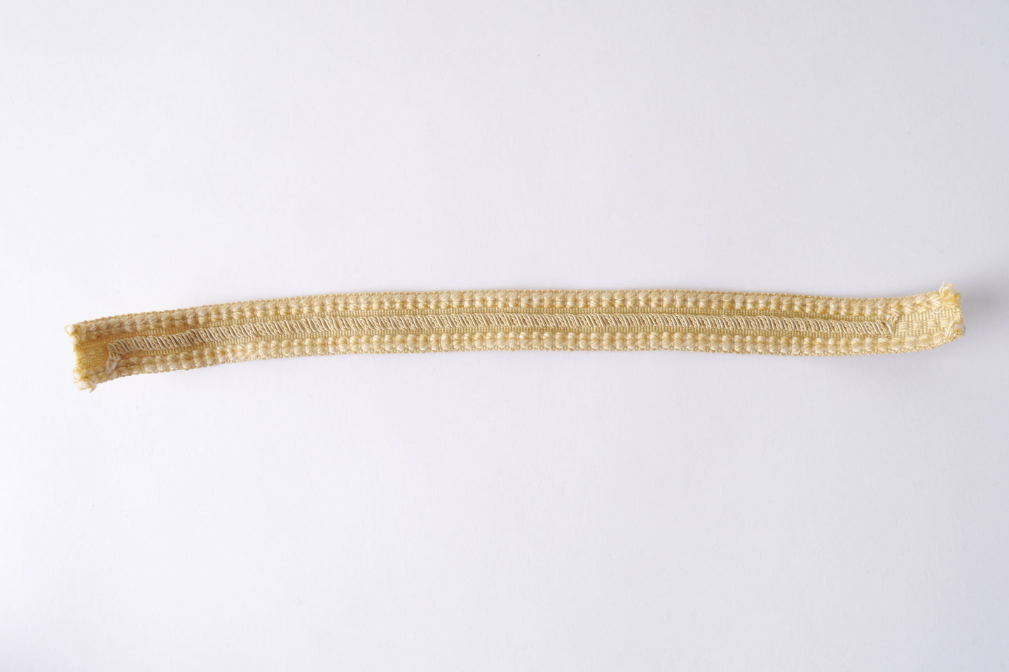 Galon of boord als onderdeel voor het vervaardigen van passement