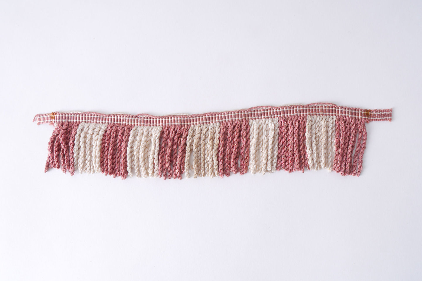 Frange als onderdeel voor het vervaardigen van passement