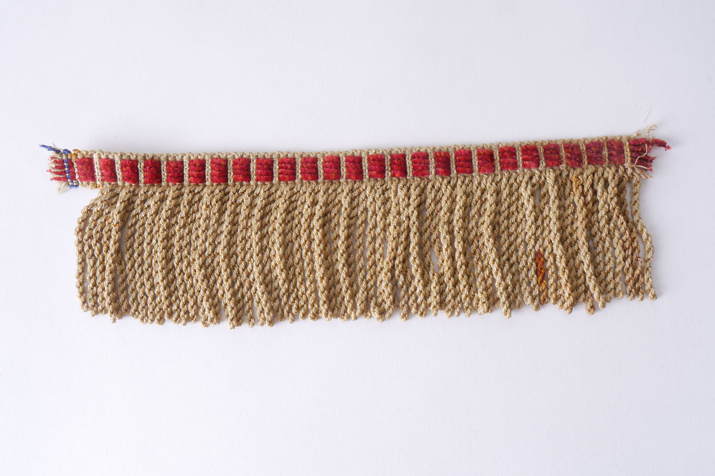 Frange als onderdeel voor het vervaardigen van passement