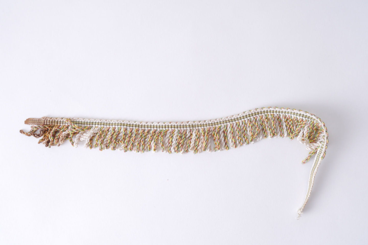 Frange als onderdeel voor het vervaardigen van passement