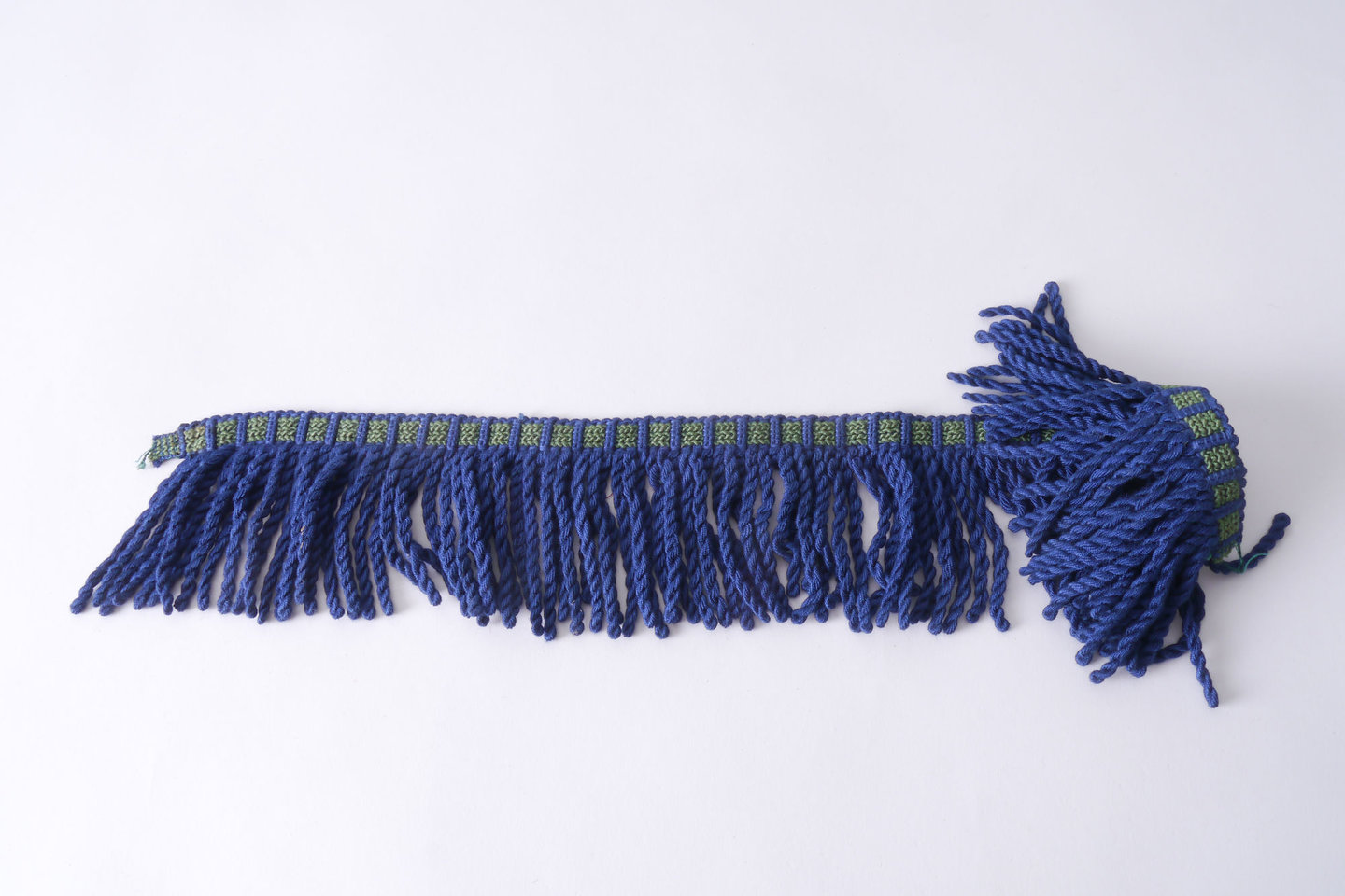 Frange als onderdeel voor het vervaardigen van passement