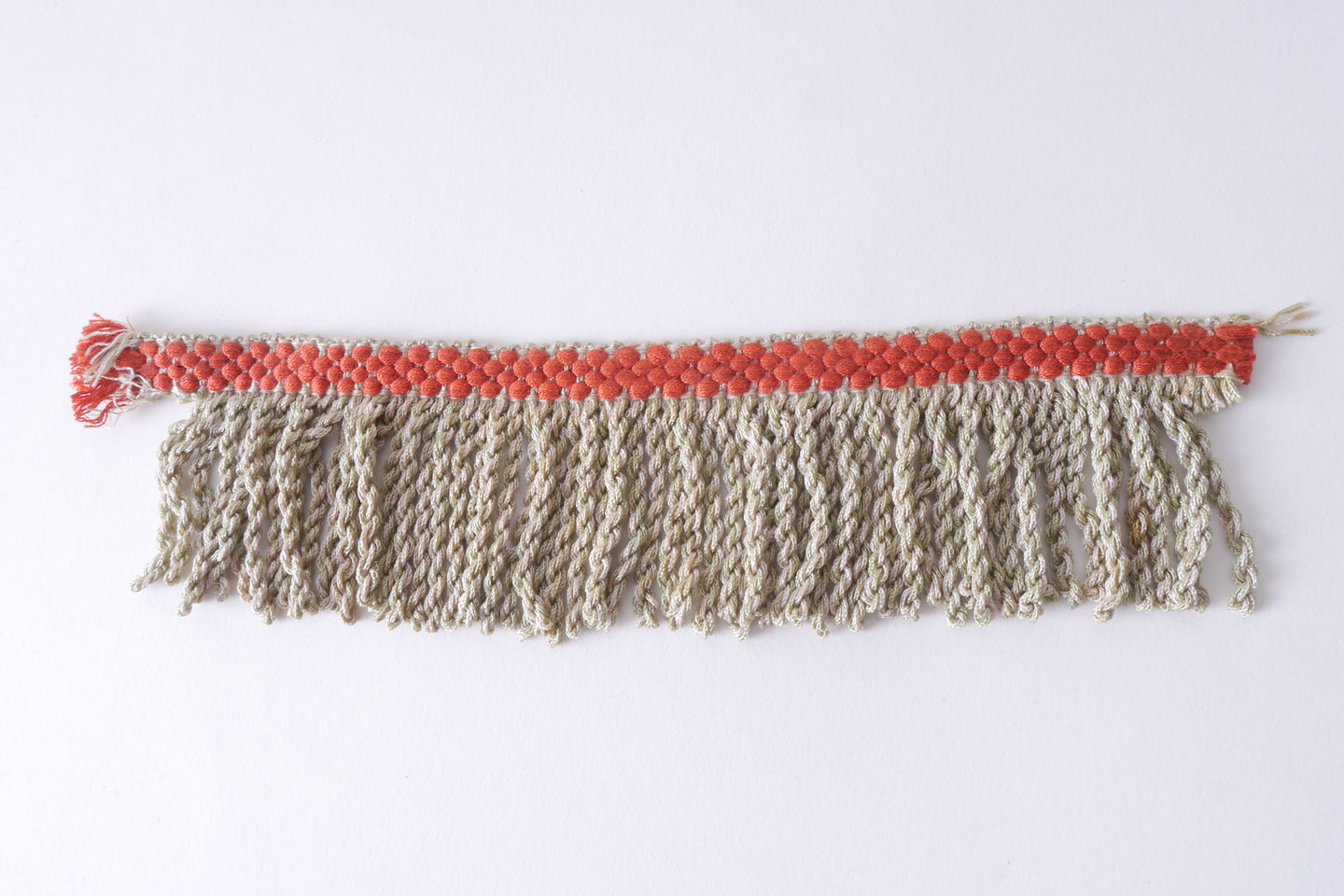 Frange als onderdeel voor het vervaardigen van passement