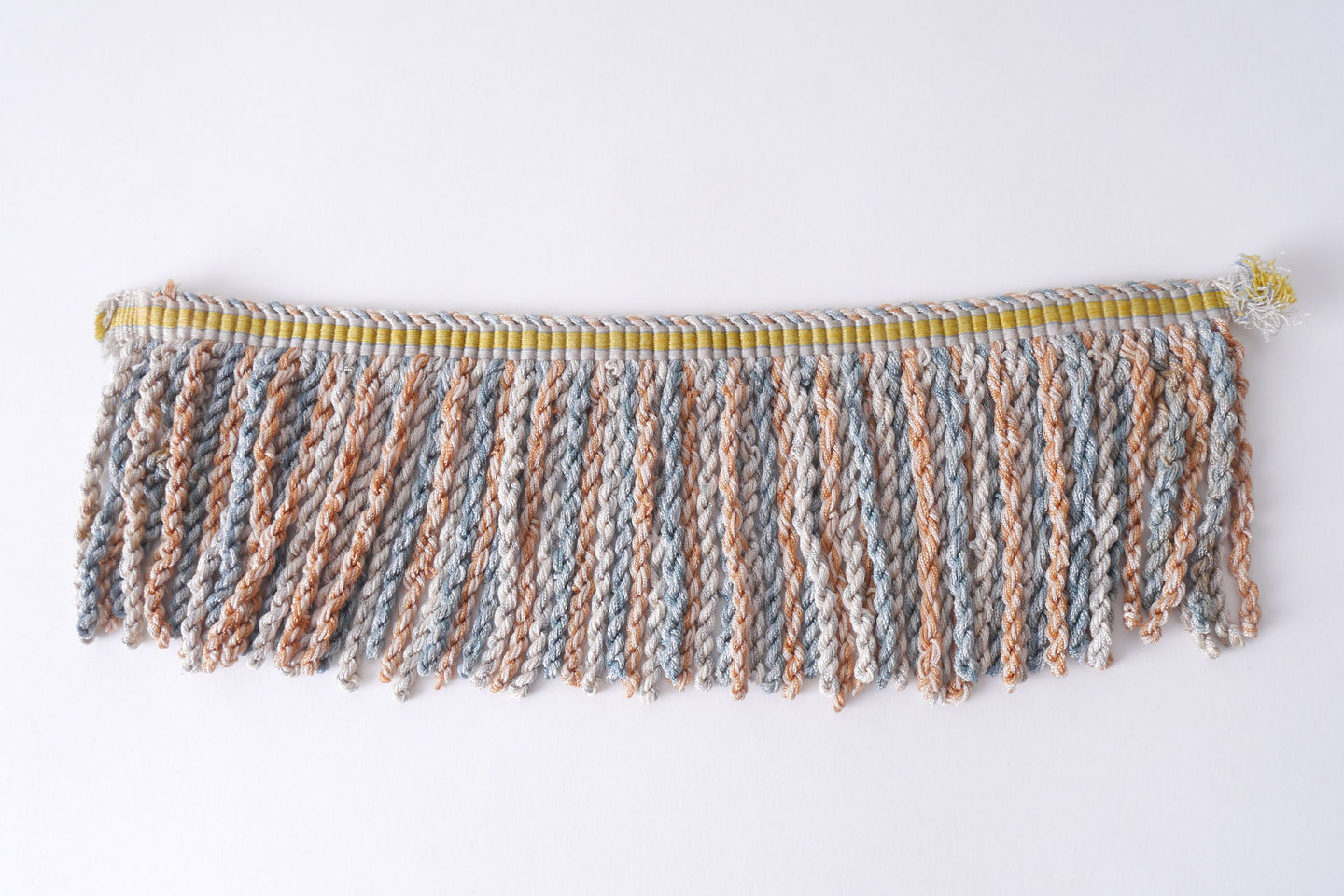 Frange als onderdeel voor het vervaardigen van passement