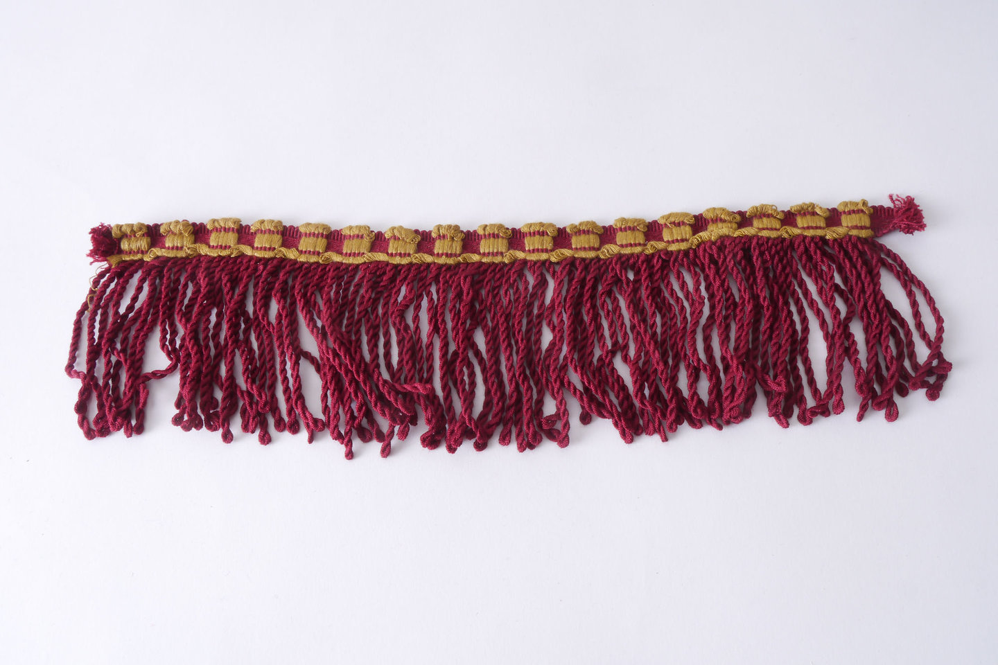 Frange als onderdeel voor het vervaardigen van passement