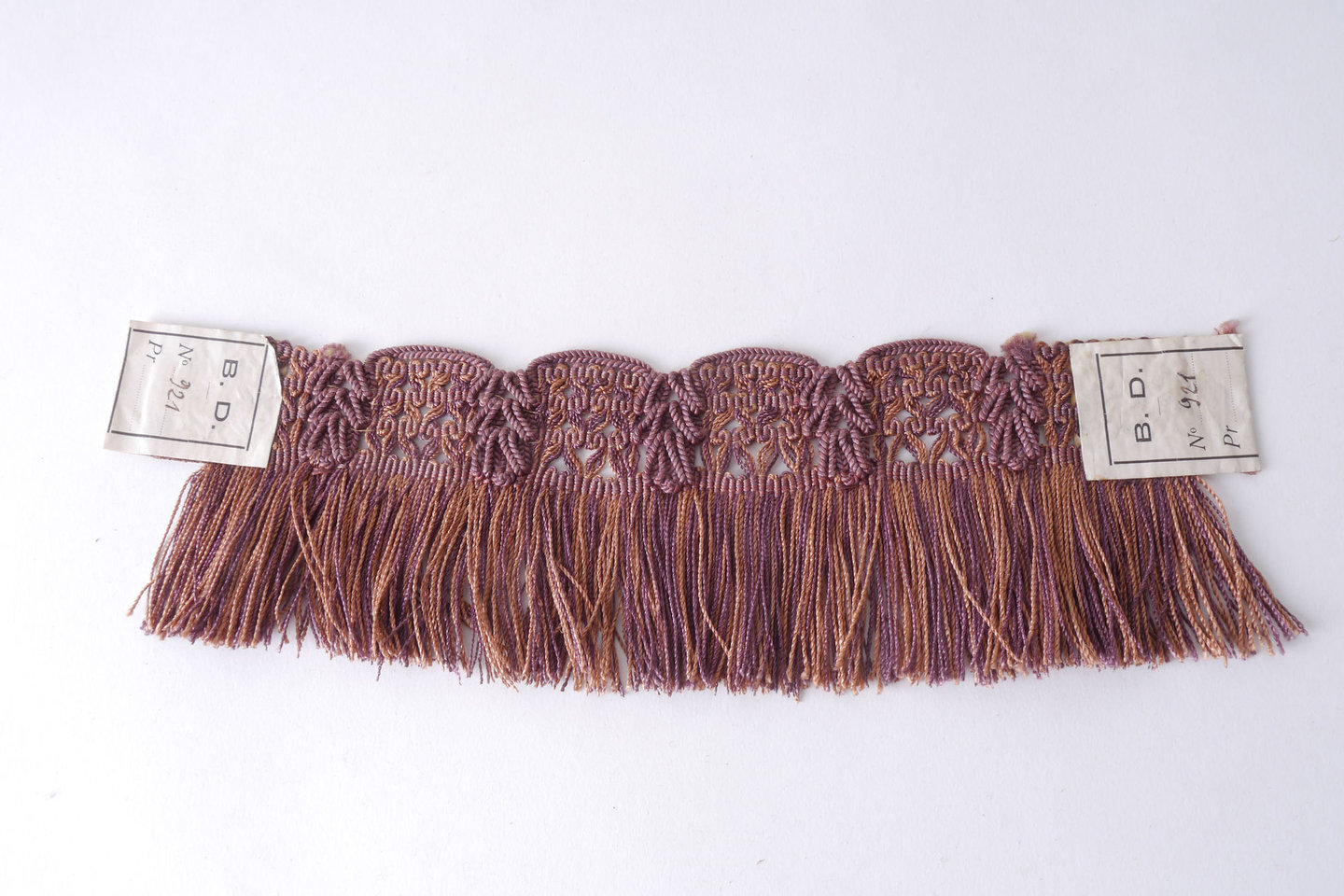 Effilé als onderdeel voor het vervaardigen van passement