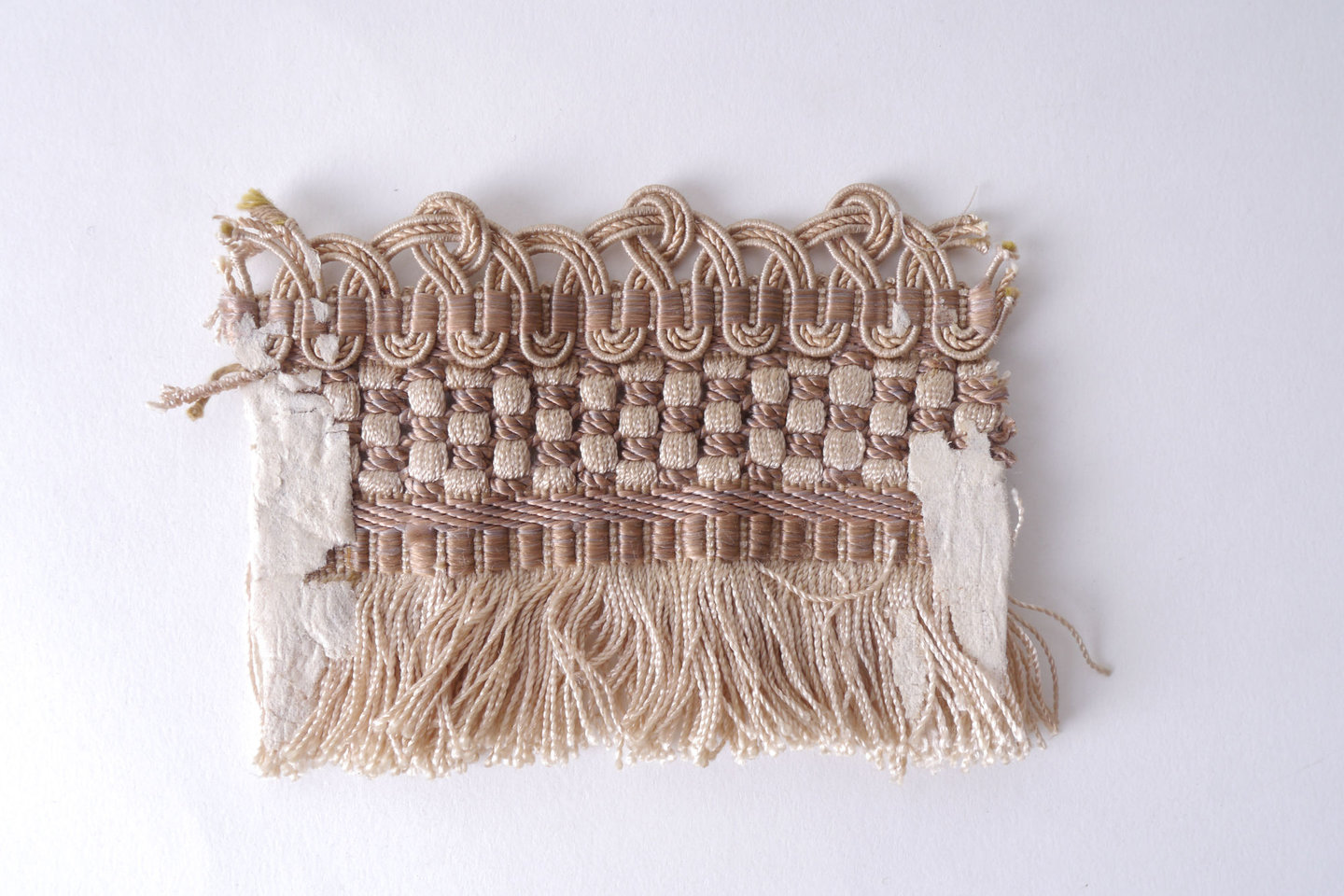 Effilé als onderdeel voor het vervaardigen van passement