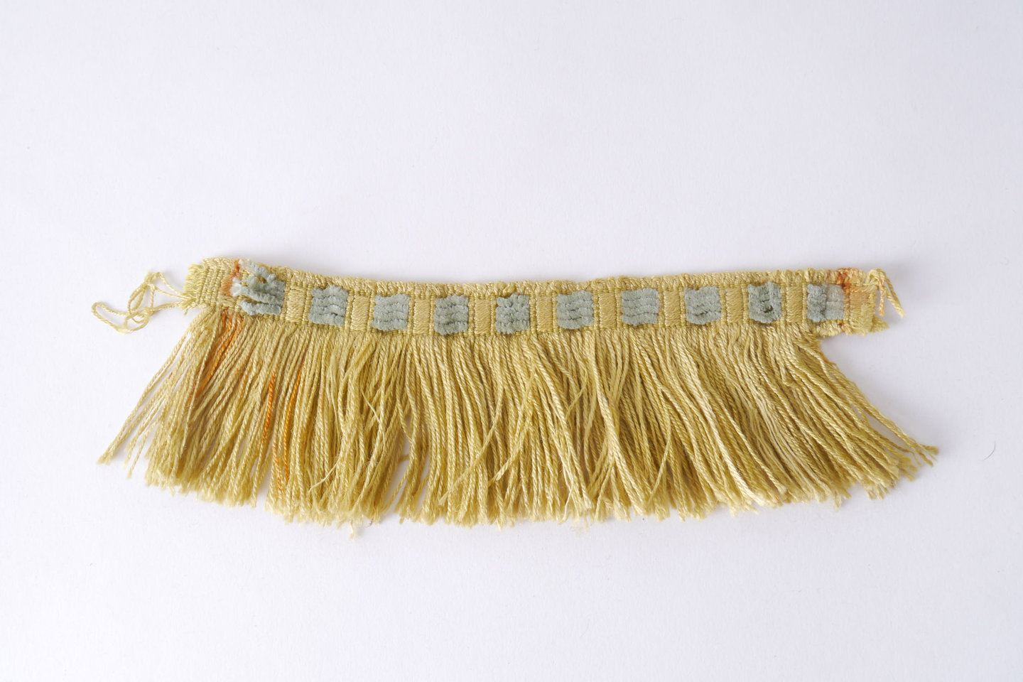 Effilé als onderdeel voor het vervaardigen van passement