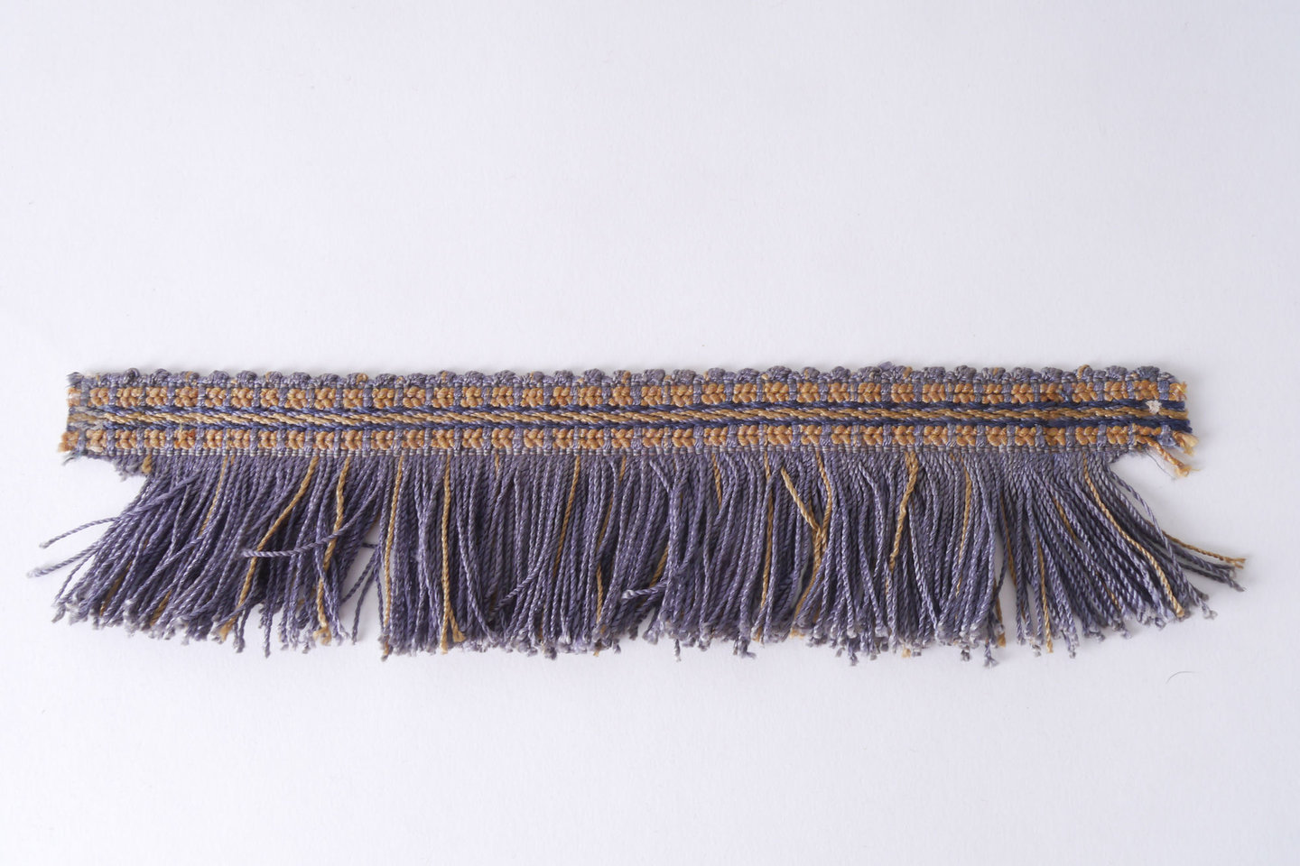 Effilé als onderdeel voor het vervaardigen van passement