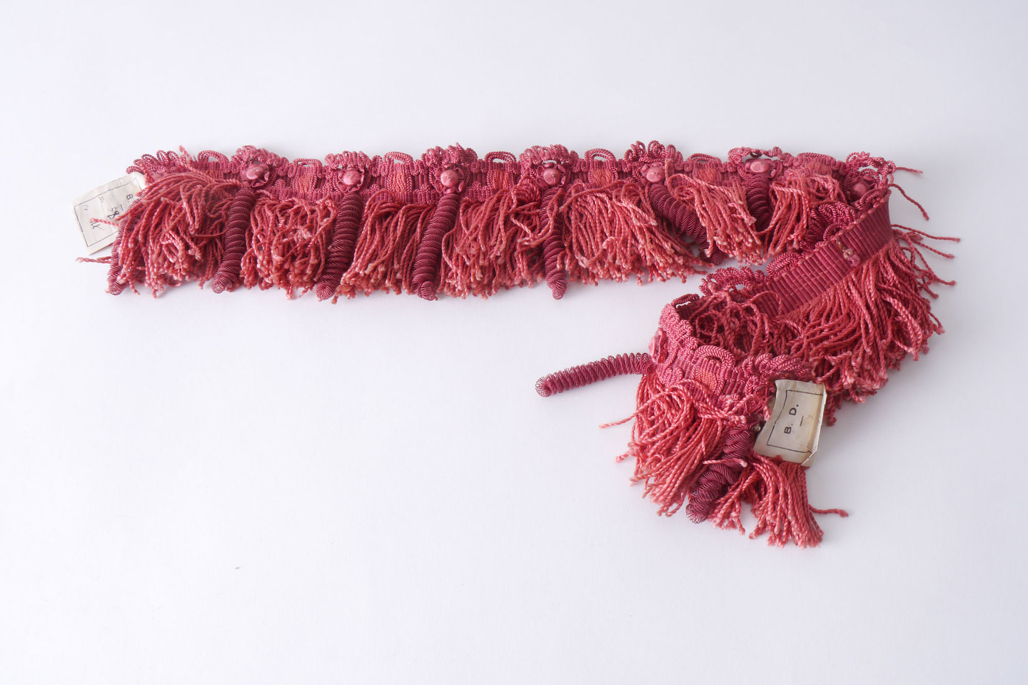 Effilé als onderdeel voor het vervaardigen van passement