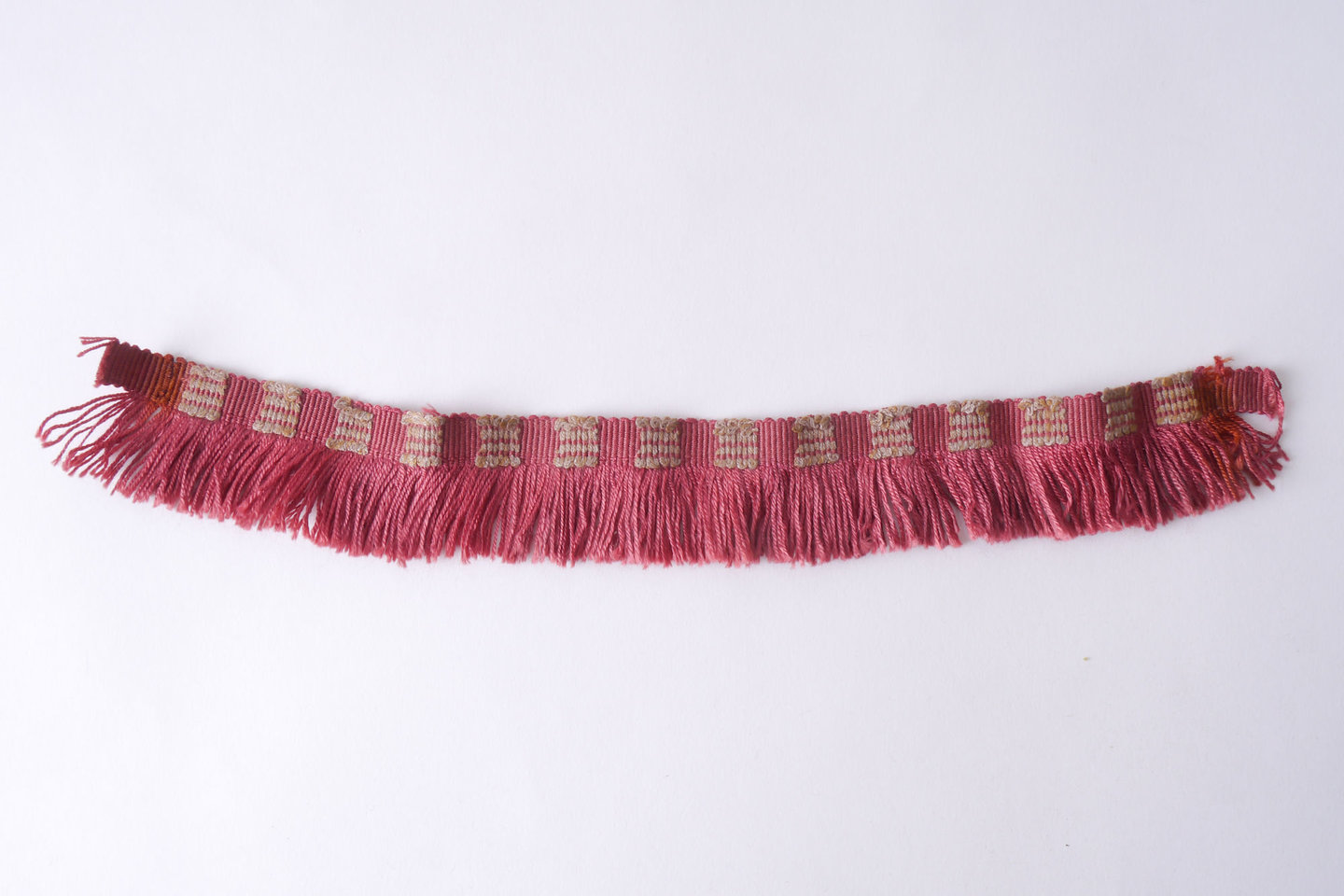 Effilé als onderdeel voor het vervaardigen van passement