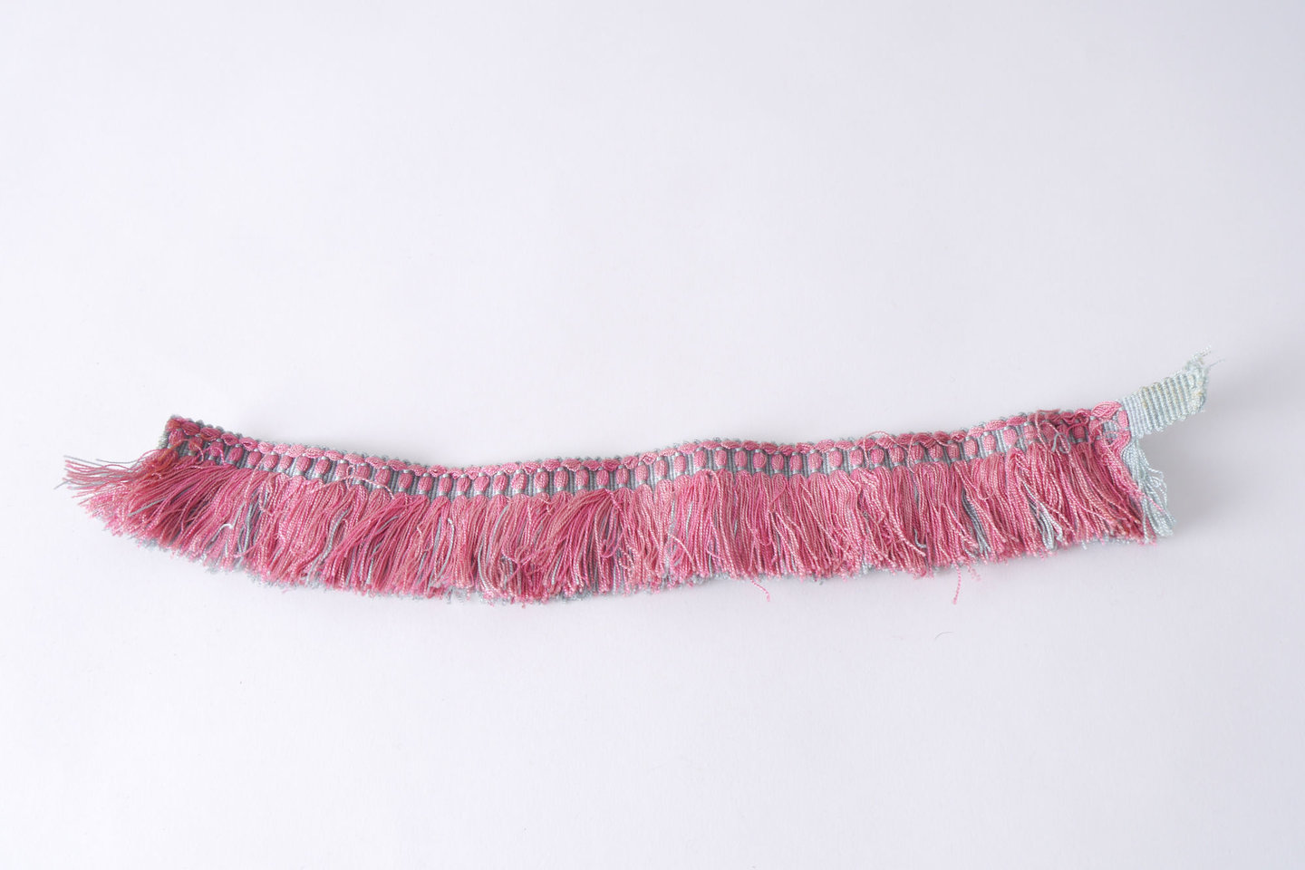 Effilé als onderdeel voor het vervaardigen van passement