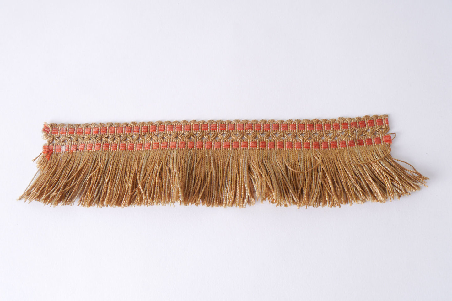 Effilé als onderdeel voor het vervaardigen van passement