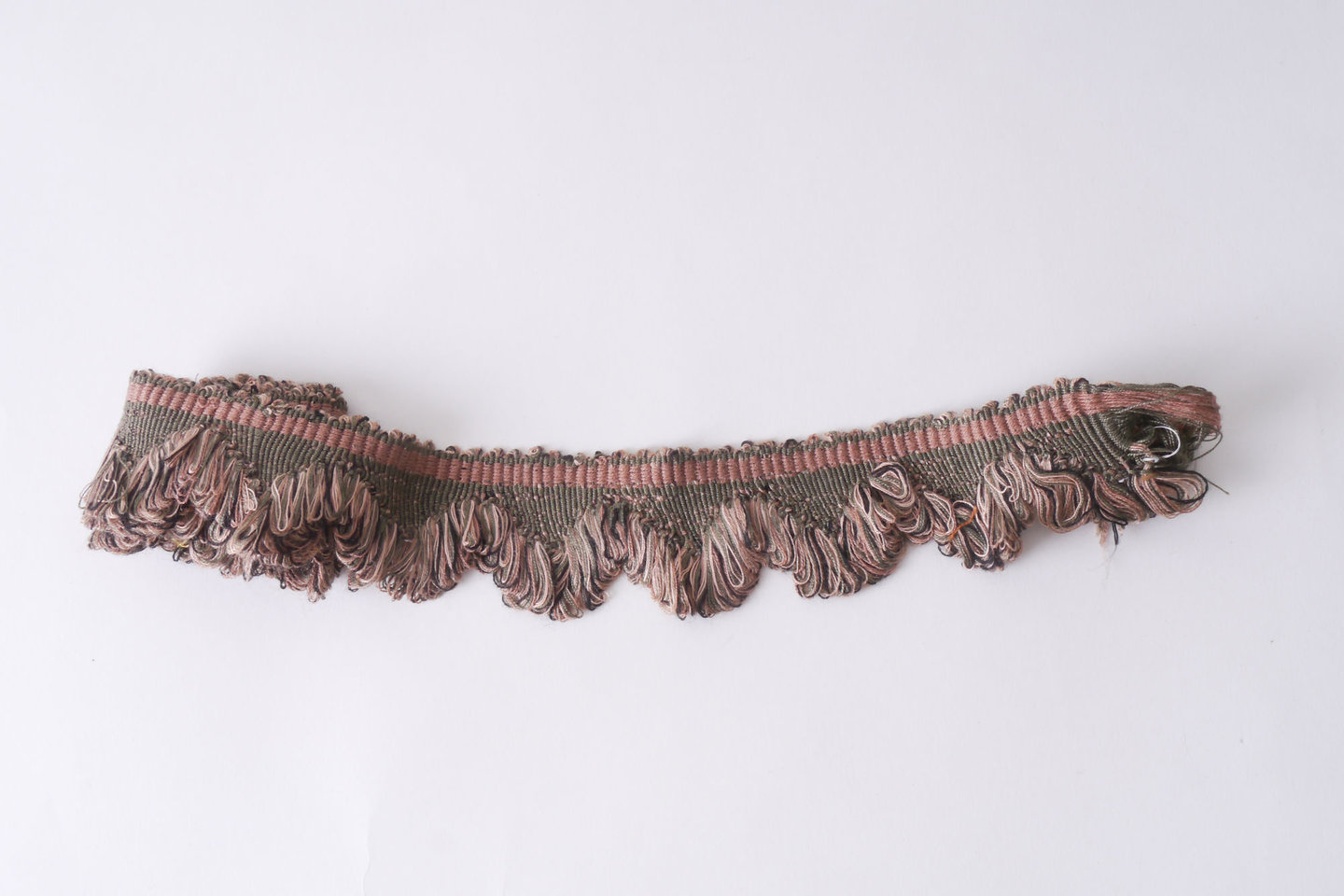 Effilé als onderdeel voor het vervaardigen van passement