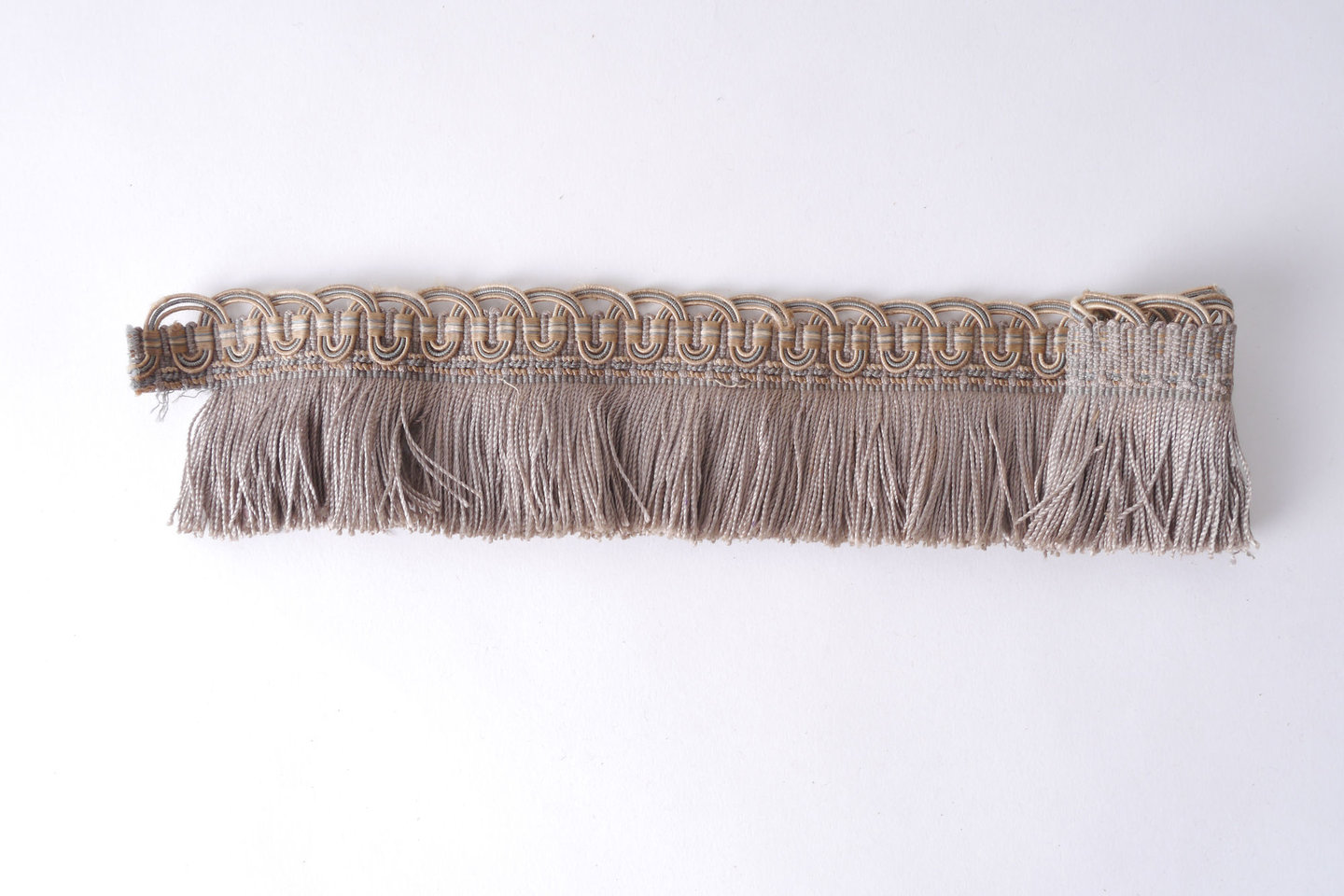 Effilé als onderdeel voor het vervaardigen van passement