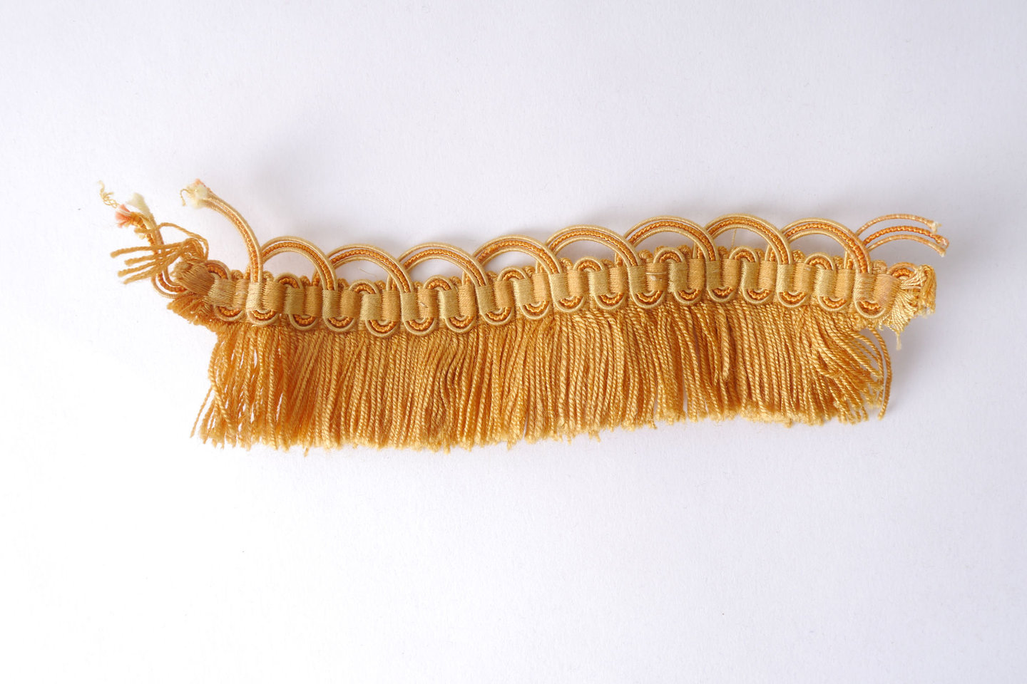 Effilé als onderdeel voor het vervaardigen van passement