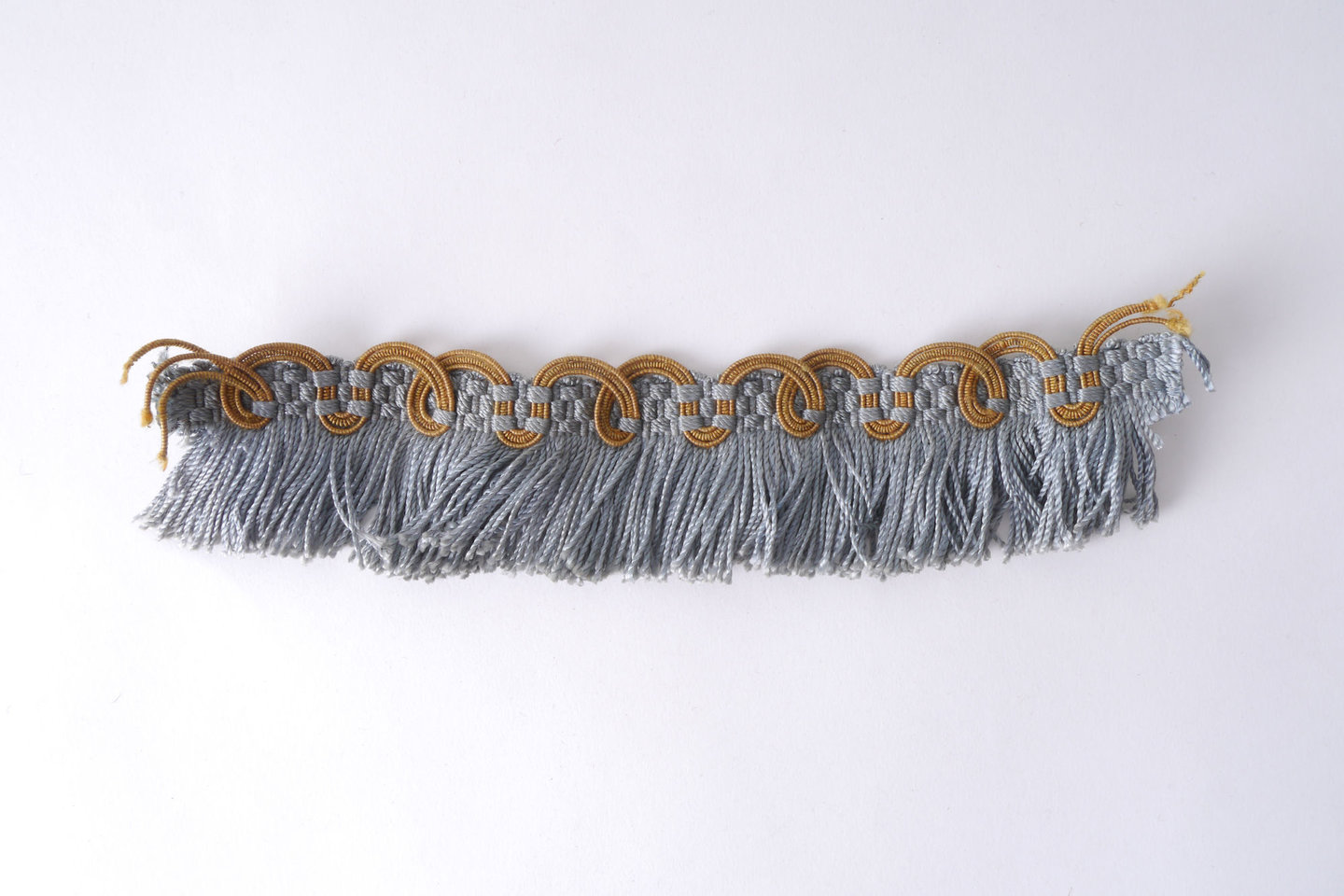 Effilé als onderdeel voor het vervaardigen van passement