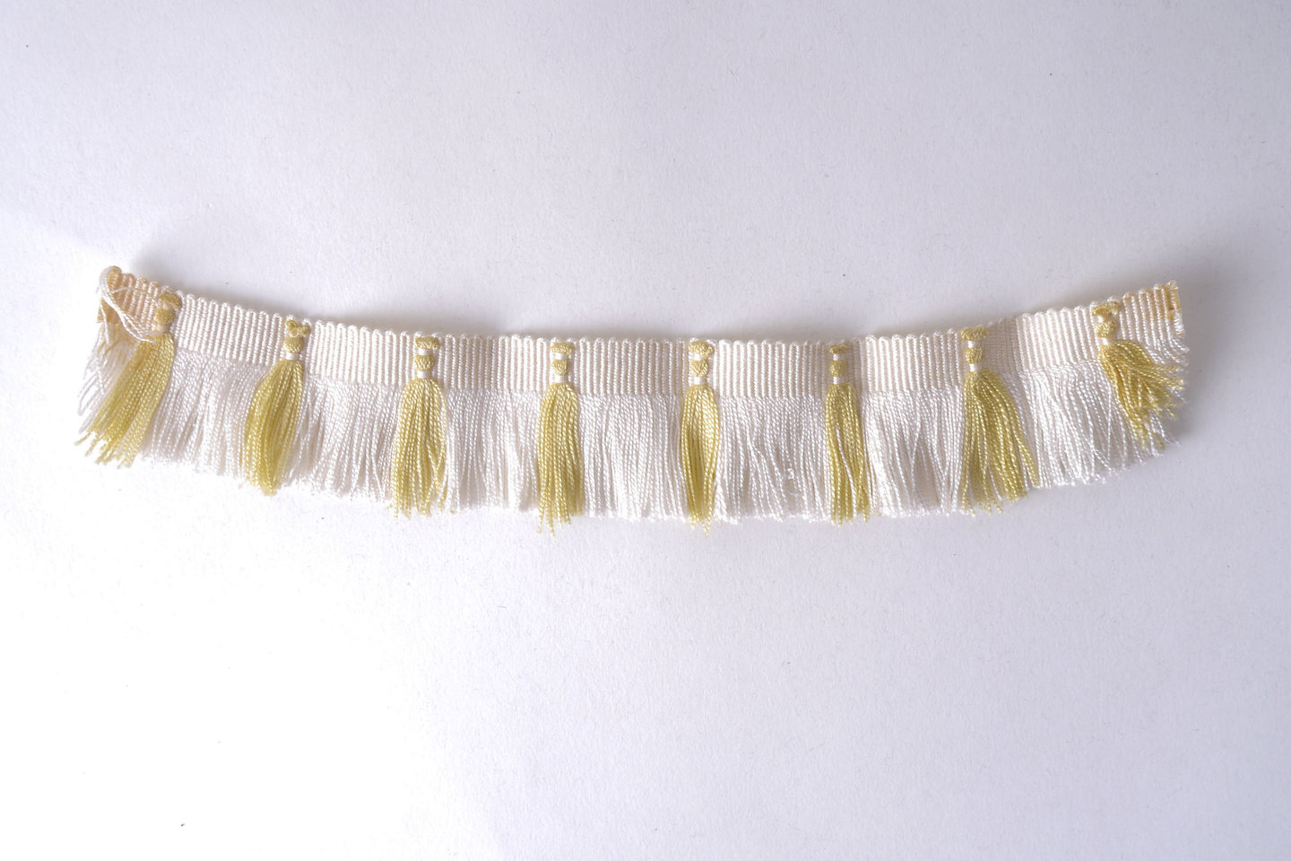 Effilé als onderdeel voor het vervaardigen van passement