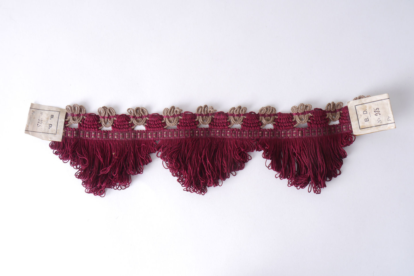 Effilé als onderdeel voor het vervaardigen van passement