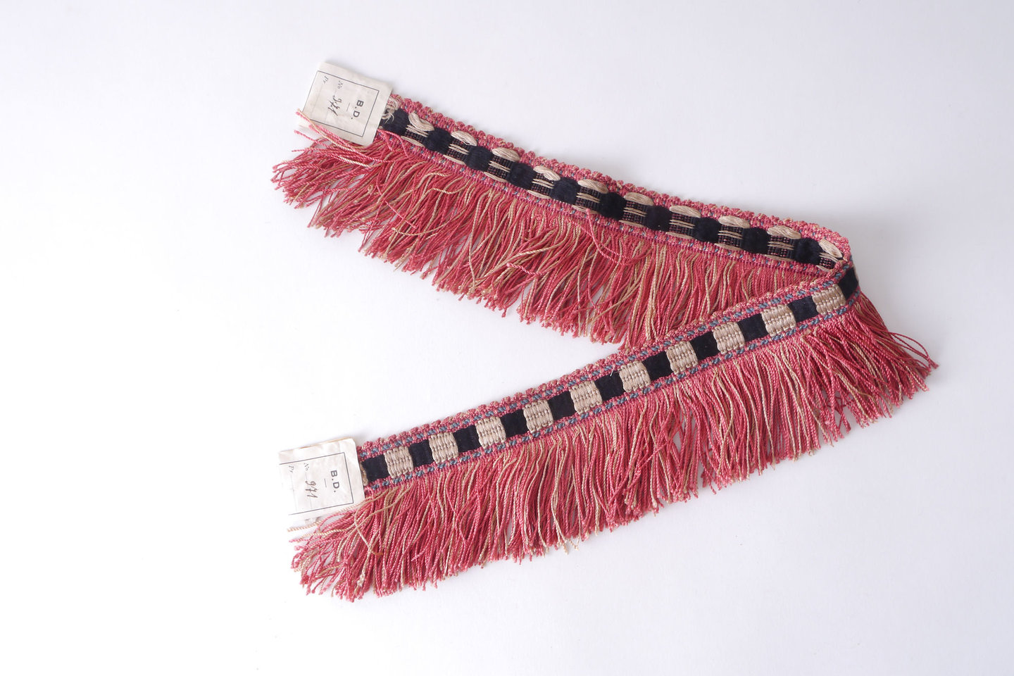 Effilé als onderdeel voor het vervaardigen van passement