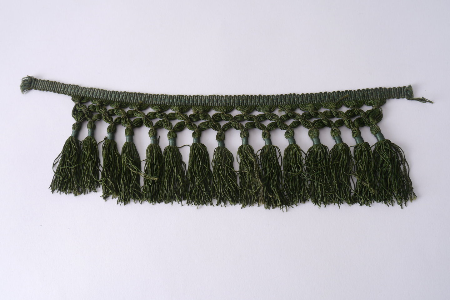 Frange als onderdeel voor het vervaardigen van passement