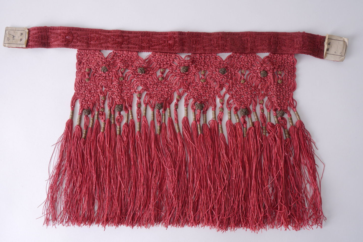 Frange als onderdeel voor het vervaardigen van passement