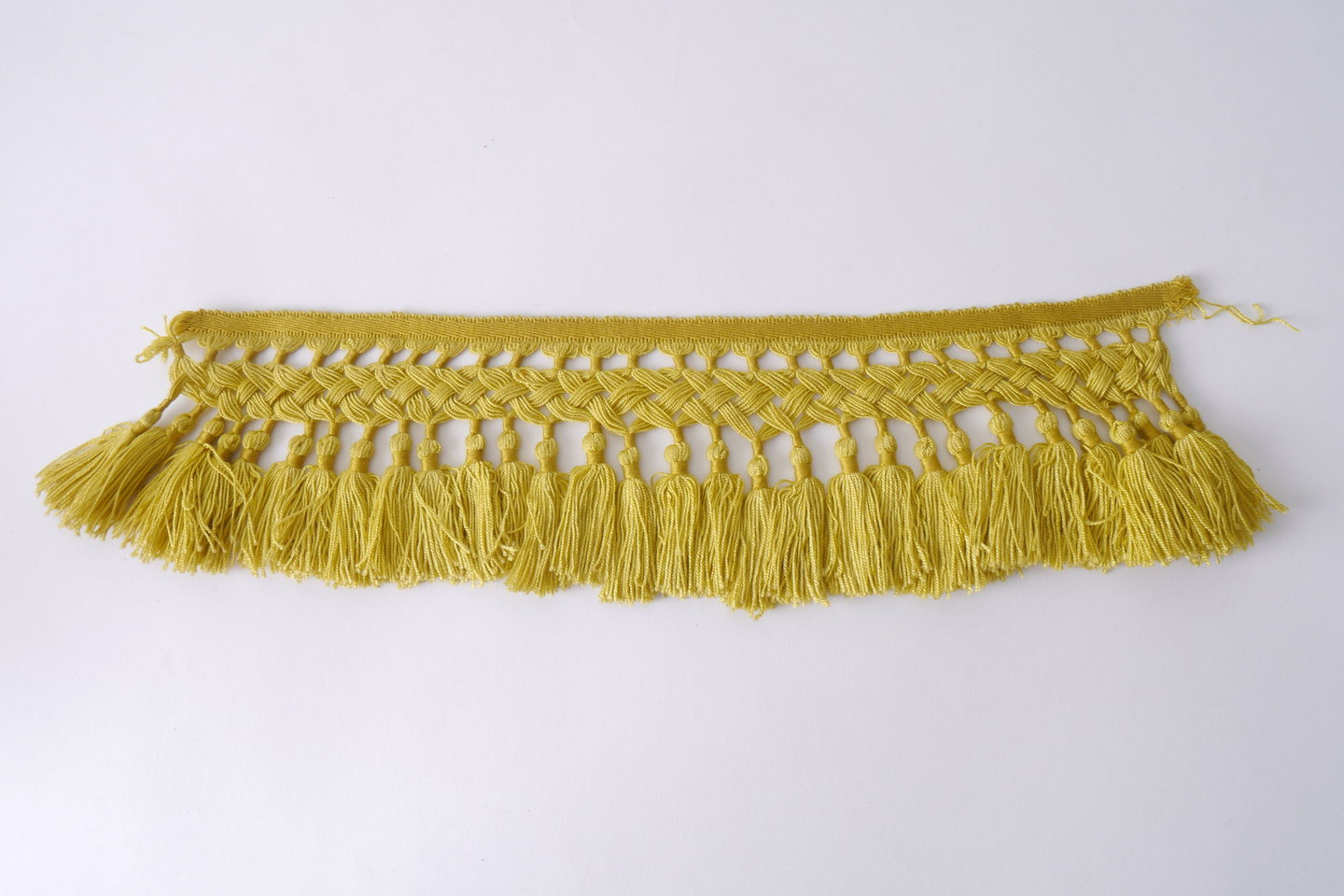 Frange als onderdeel voor het vervaardigen van passement