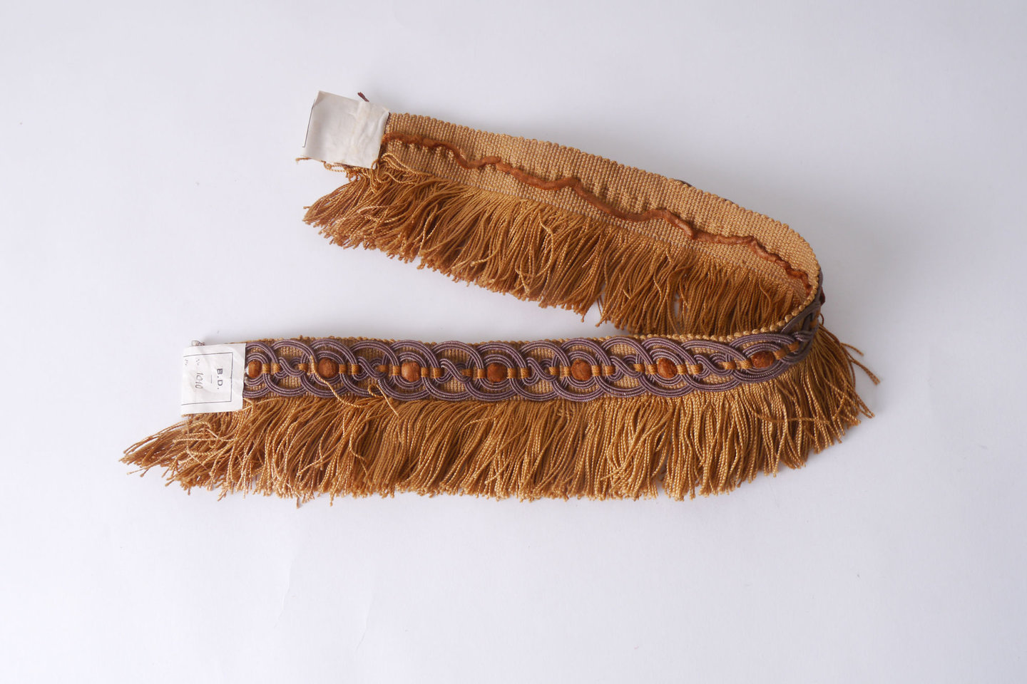 Effilé als onderdeel voor het vervaardigen van passement