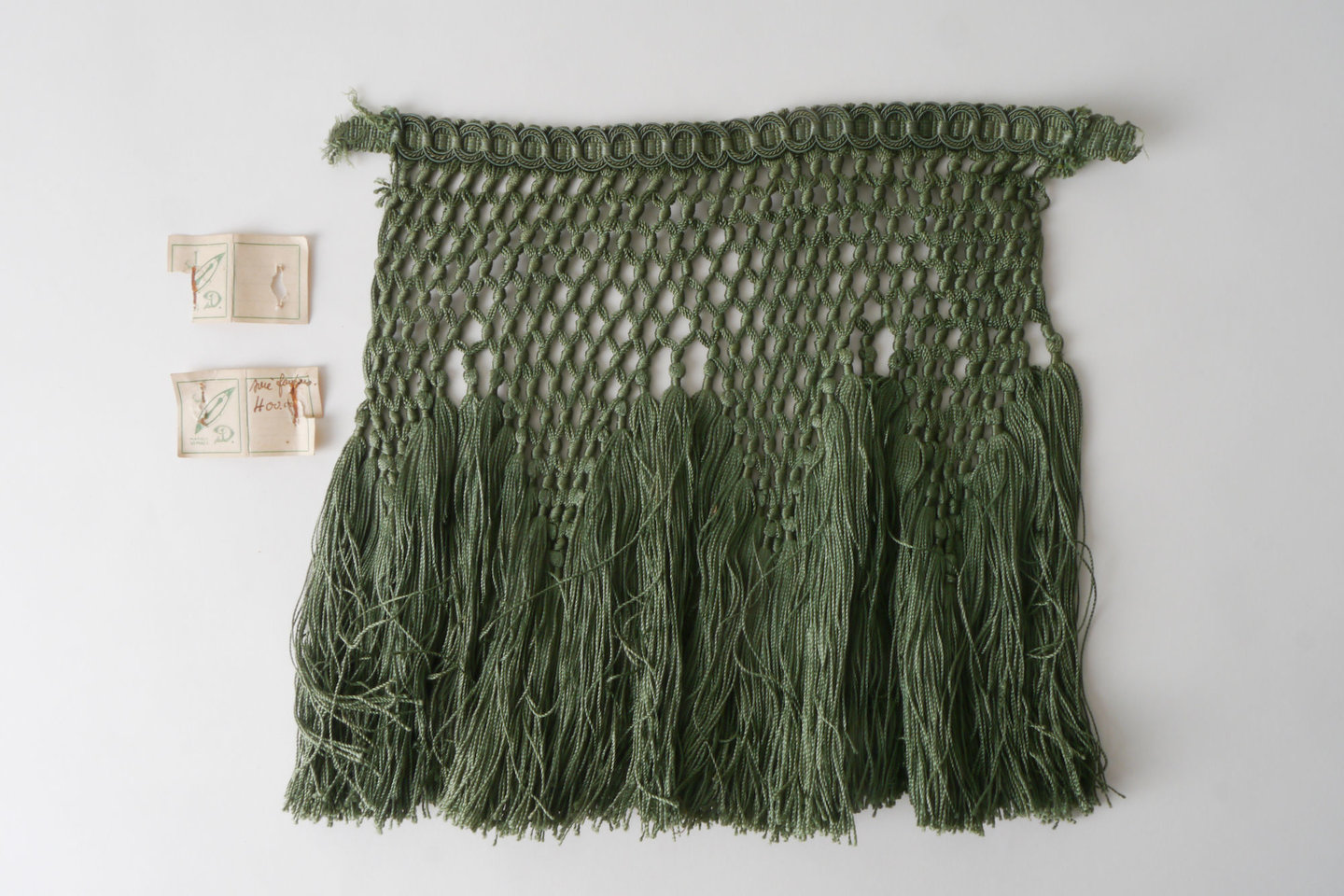 Frange als onderdeel voor het vervaardigen van passement