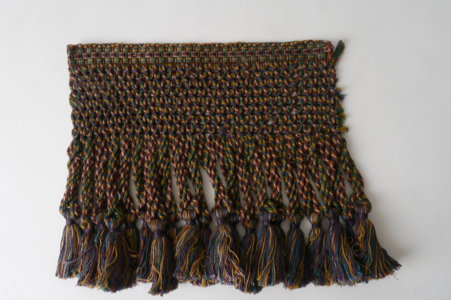 Frange als onderdeel voor het vervaardigen van passement