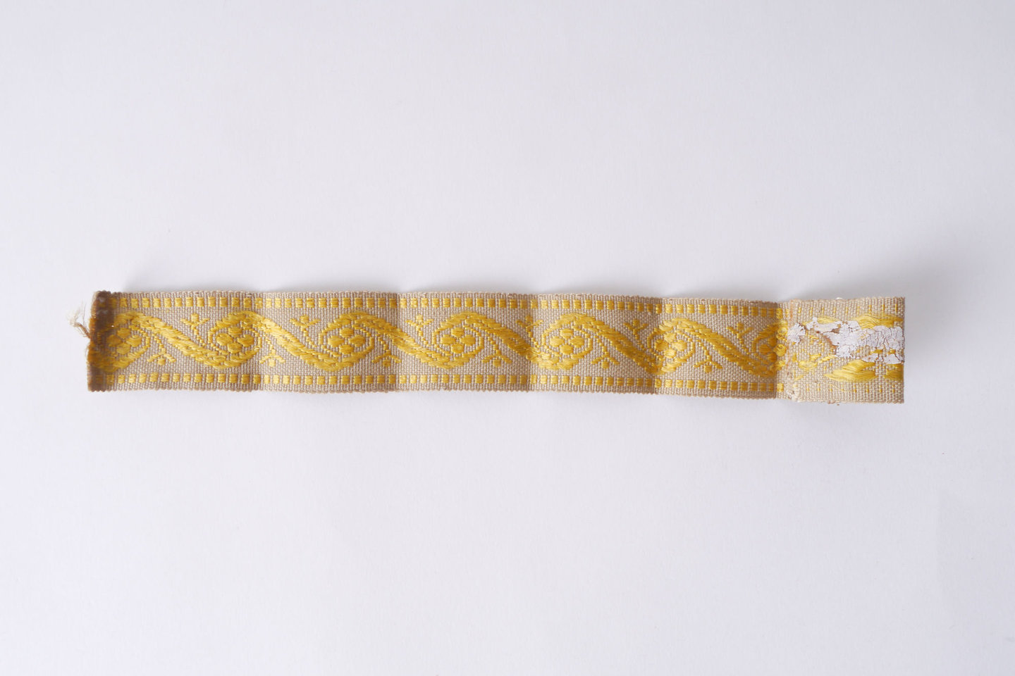 Galon of boord als onderdeel voor het vervaardigen van passement