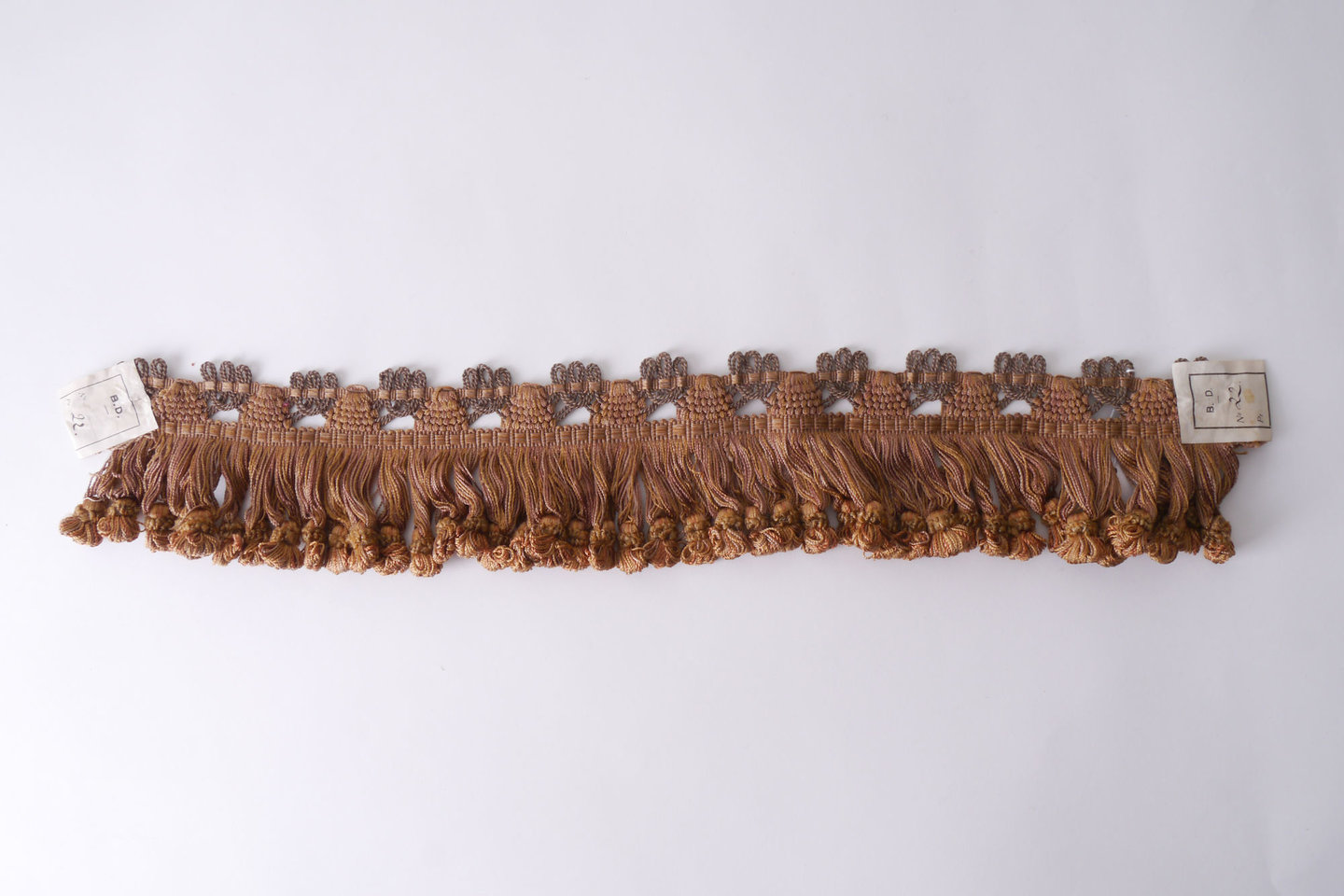 Frange als onderdeel voor het vervaardigen van passement