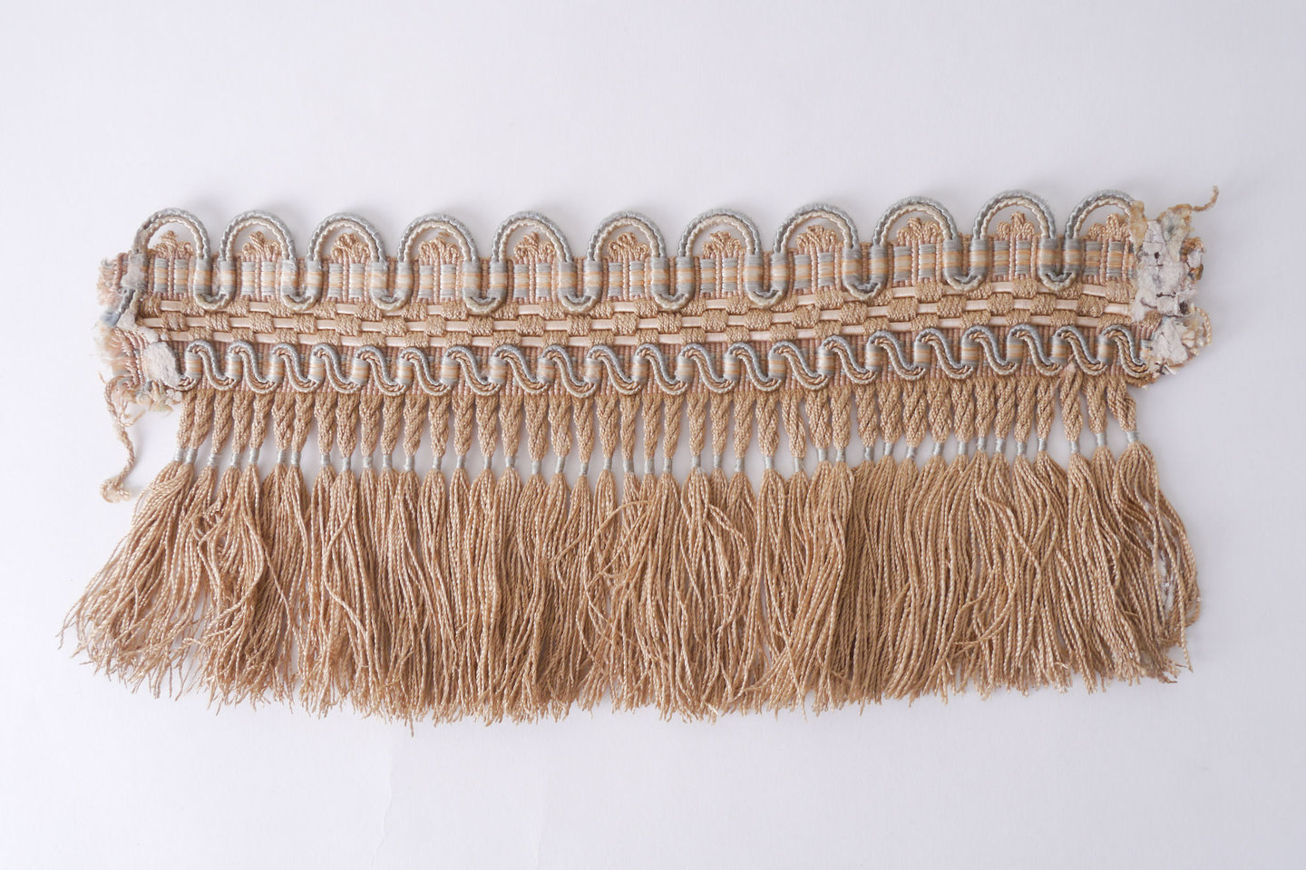 Frange als onderdeel voor het vervaardigen van passement