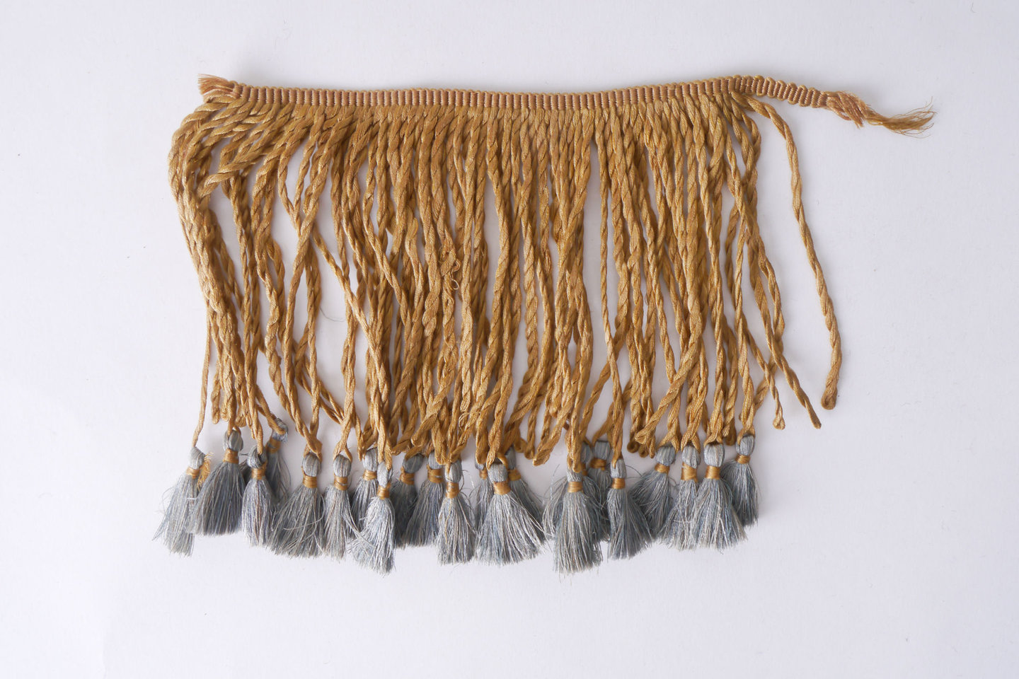 Frange als onderdeel voor het vervaardigen van passement