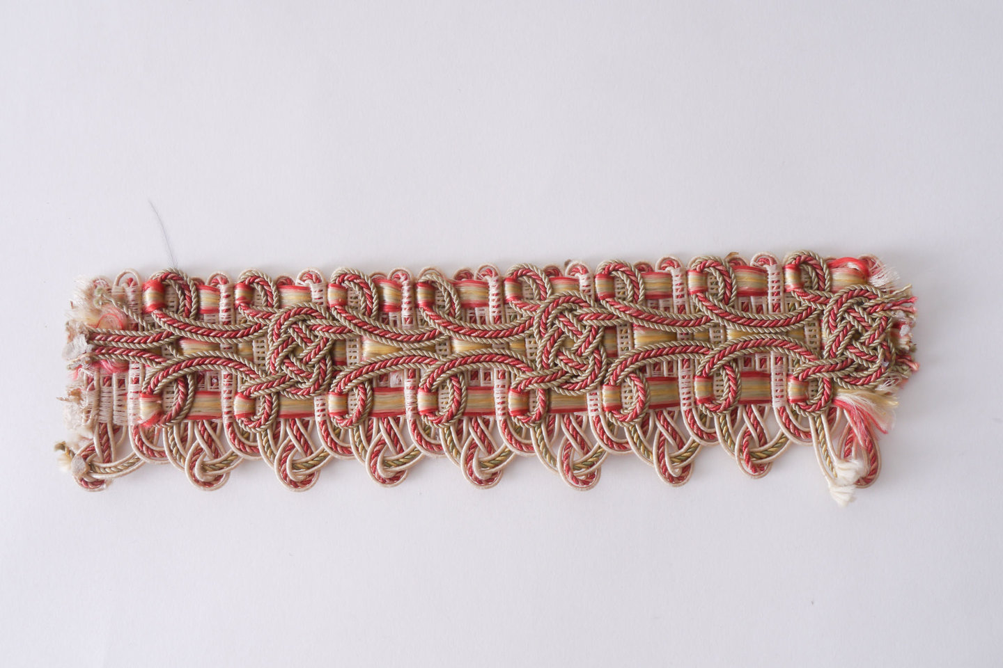 Crête als ornament voor het vervaardigen van passement