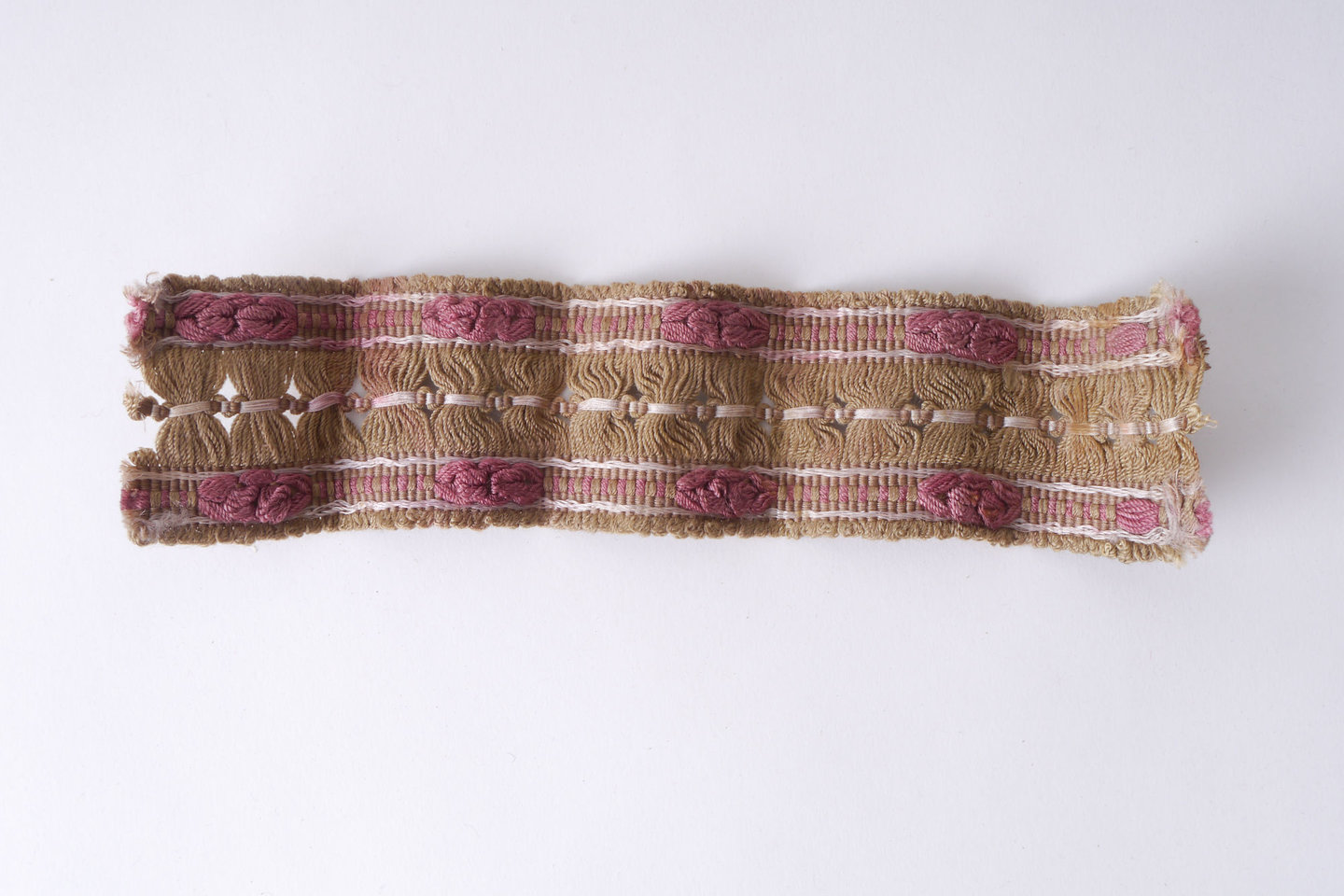 Galon of boord als onderdeel voor het vervaardigen van passement