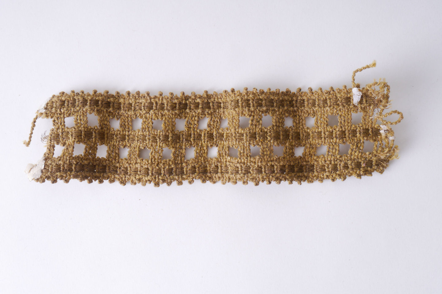 Galon of boord als onderdeel voor het vervaardigen van passement