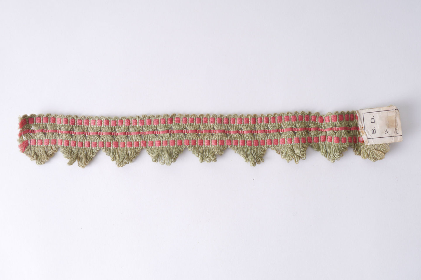 Galon of boord als onderdeel voor het vervaardigen van passement