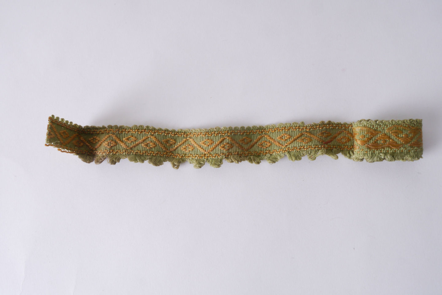 Galon of boord als onderdeel voor het vervaardigen van passement