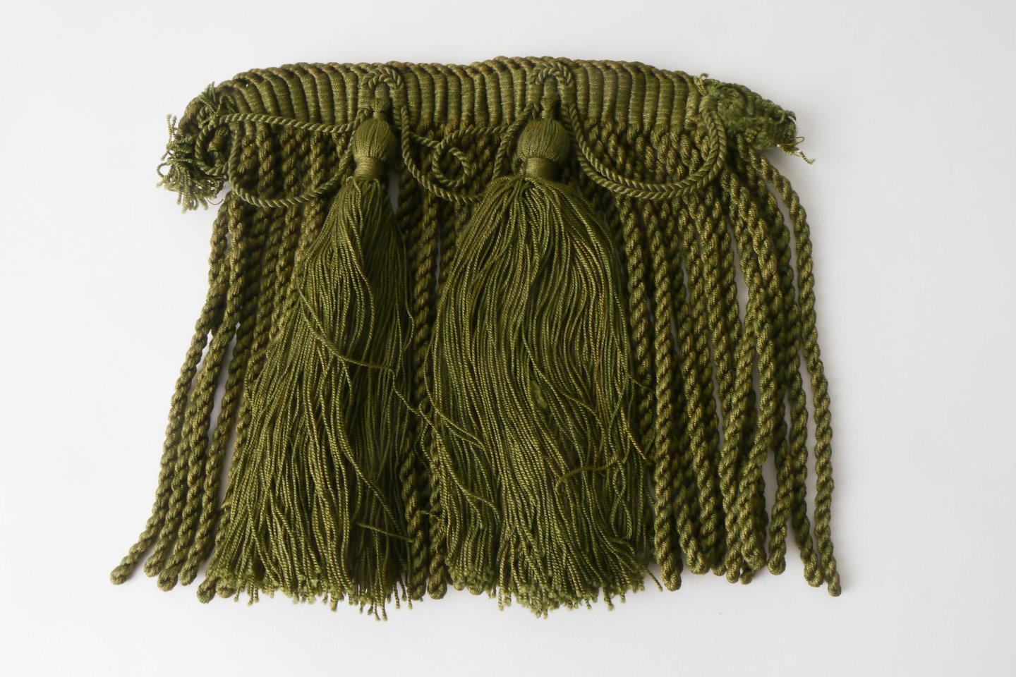 Frange als onderdeel voor het vervaardigen van passement