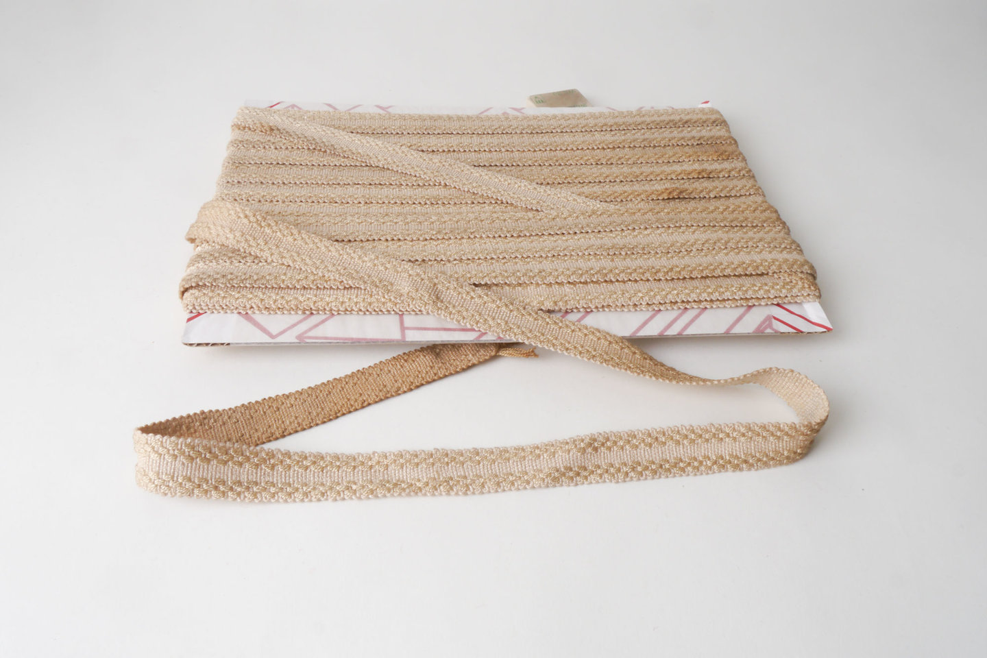 Galon of boord als onderdeel voor het vervaardigen van passement