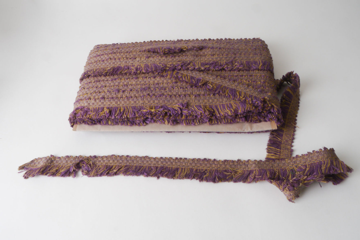 Effilé als onderdeel voor het vervaardigen van passement